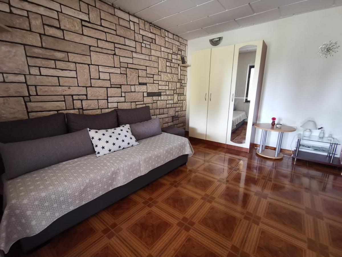 Apartmani Koin Medulin Exteriör bild